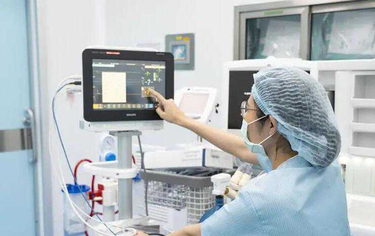 找东莞同济医院最厉害的医生做三代试管婴儿需多少钱？